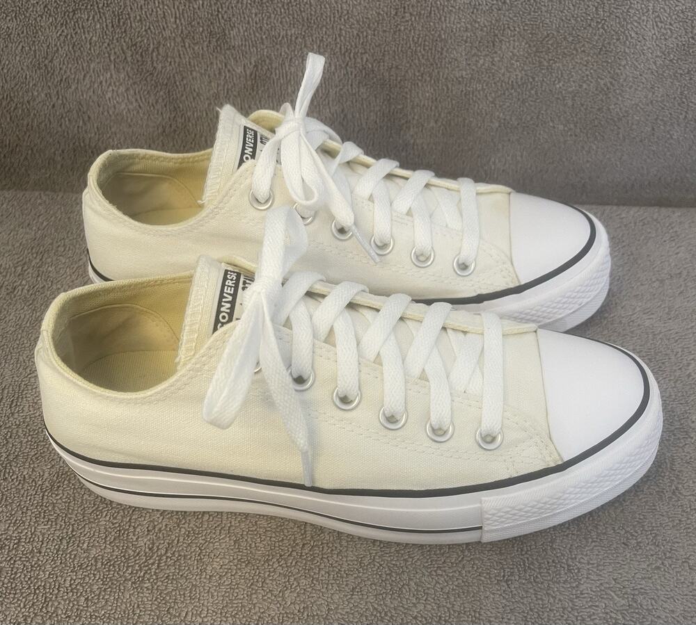 Converse Chuck Taylor All Star White Low Top Women's Size 8